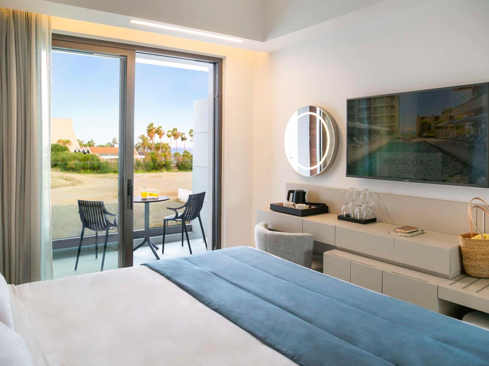 Mercure Larnaca Beach Resort المظهر الخارجي الصورة