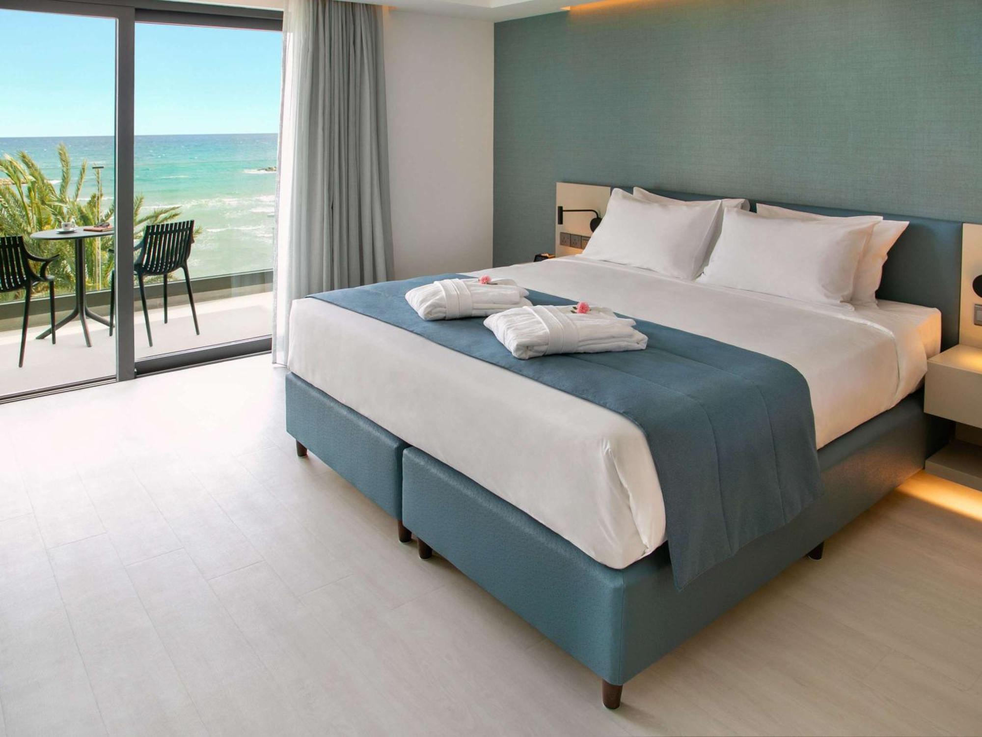 Mercure Larnaca Beach Resort المظهر الخارجي الصورة