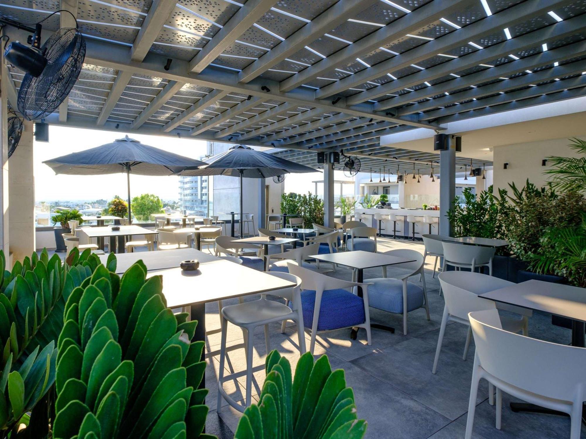 Mercure Larnaca Beach Resort المظهر الخارجي الصورة