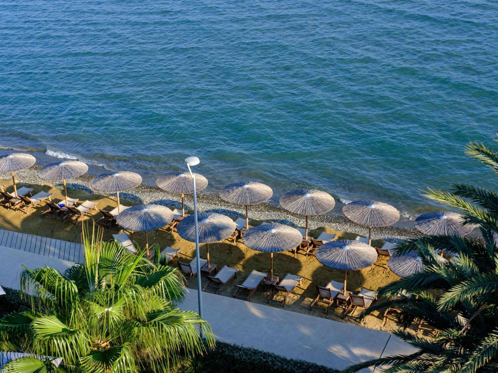 Mercure Larnaca Beach Resort المظهر الخارجي الصورة